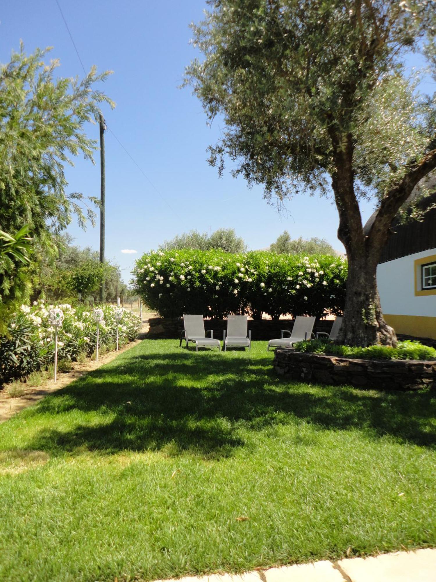 Monte Dos Aroeirais Villa Fronteira Exteriör bild